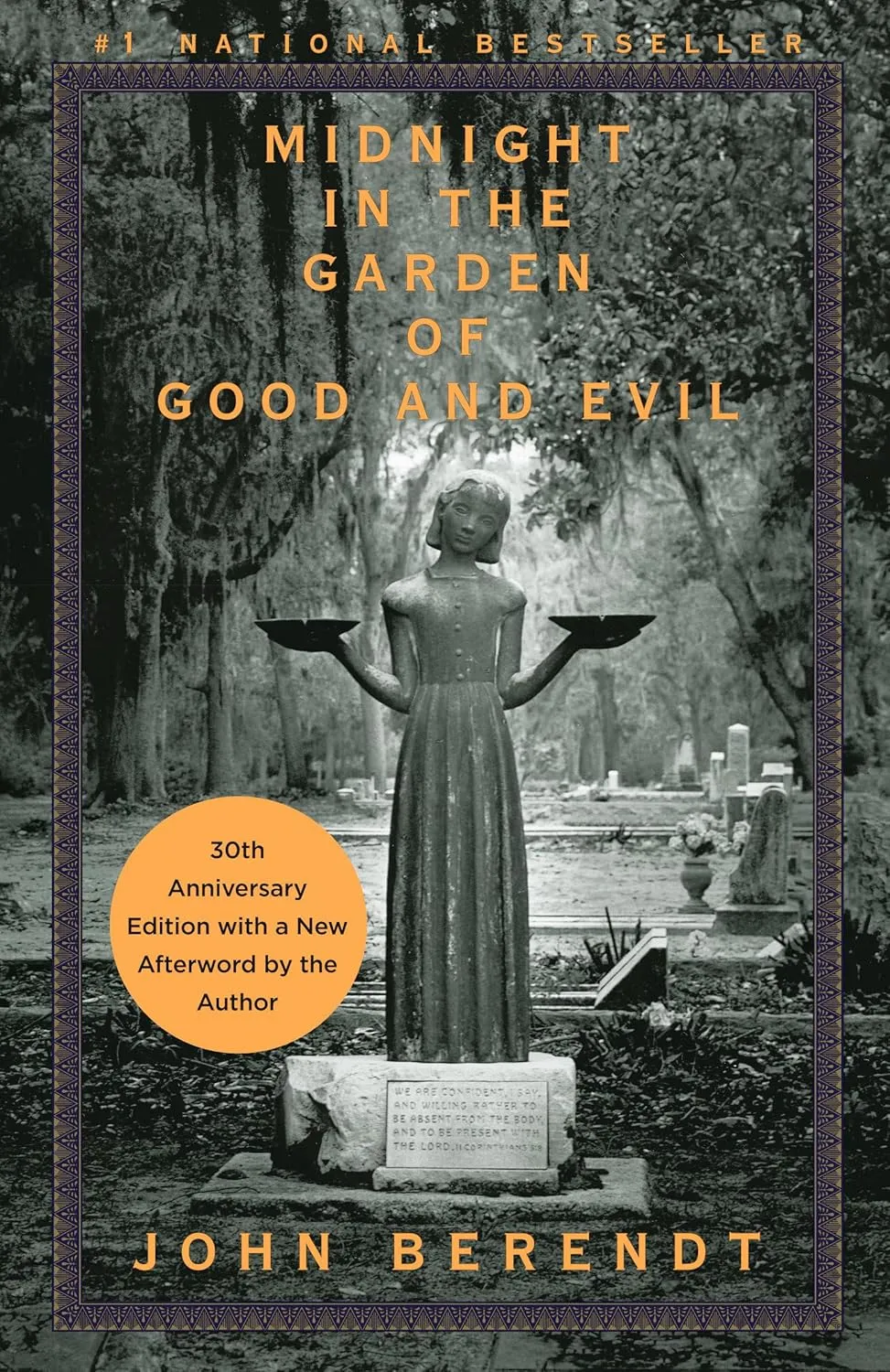 Midnight in the Garden of Good and Evil: A Savannah Story Paperback  June 28, 1999